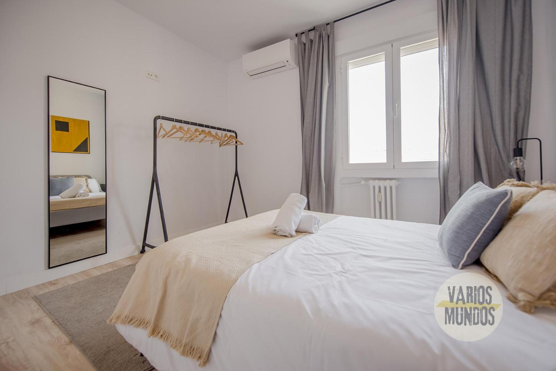 Atico X9 Pax Con Gran Terraza En El La Latina Appartement